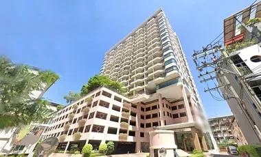 Furnished 1-Bedroom Condo for Rent in Supalai Oriental Place Sathorn-Suanplu