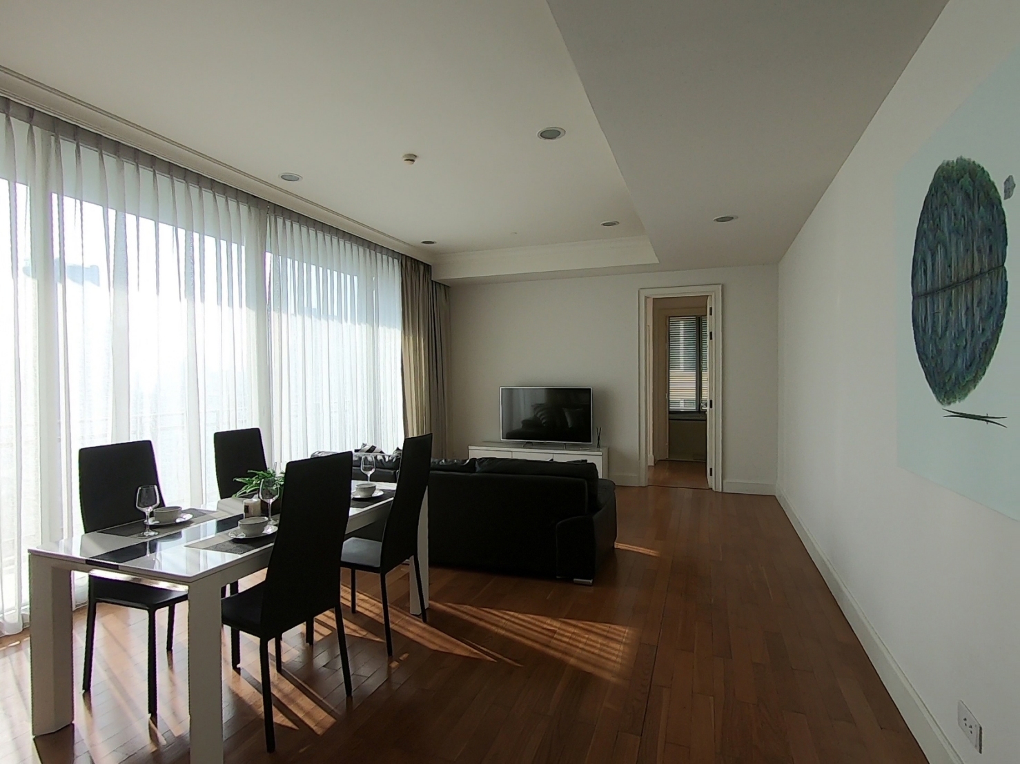 2-Bed Condo near BTS/MRT at Royce Private Residences