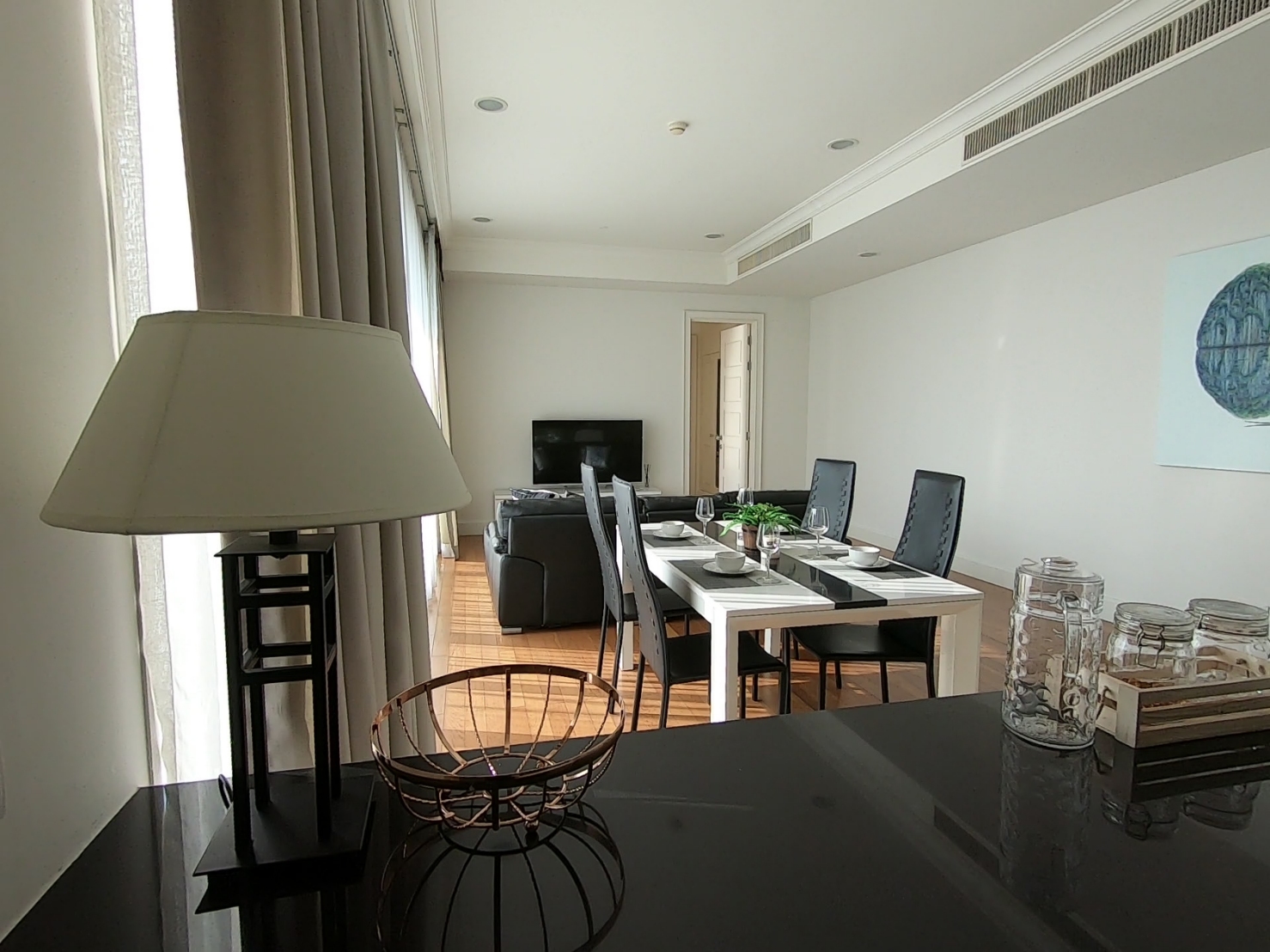 2-Bed Condo near BTS/MRT at Royce Private Residences 8