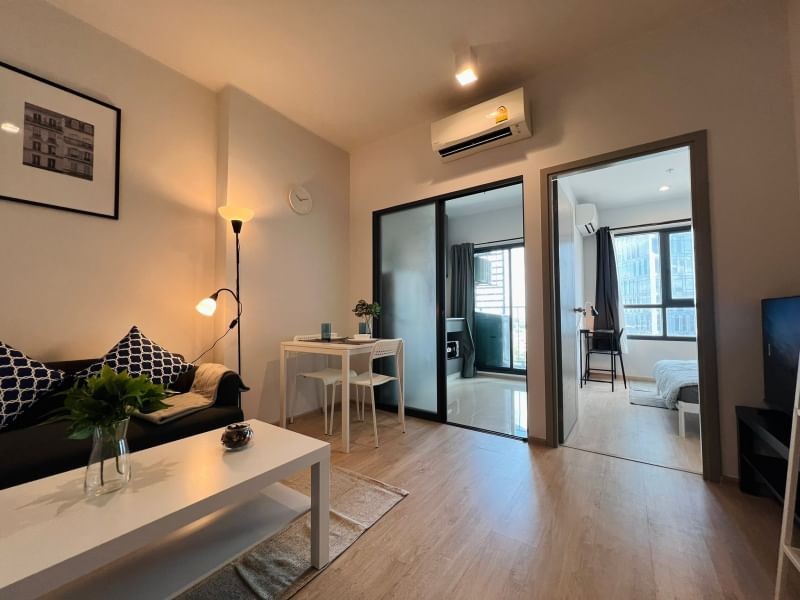 1-Bed Condo near BTS/MRT at Ideo New Rama 9
