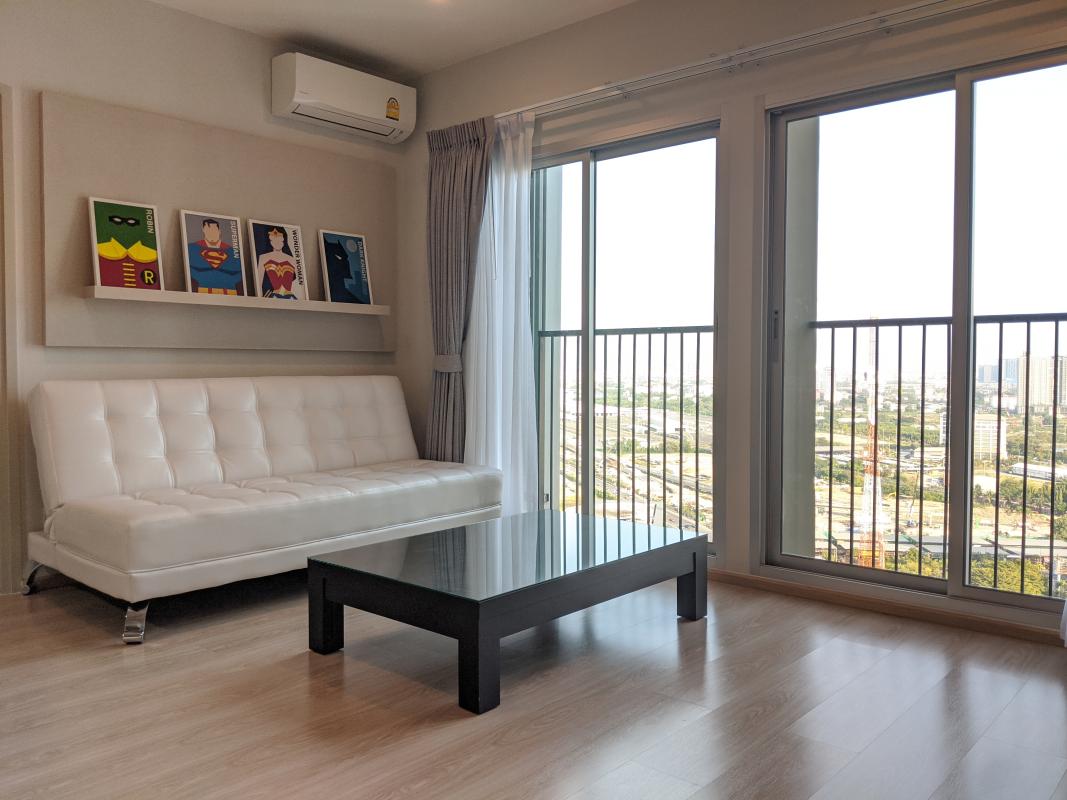 2-Bed Condo near BTS/MRT at Noble Revolve Ratchada 2