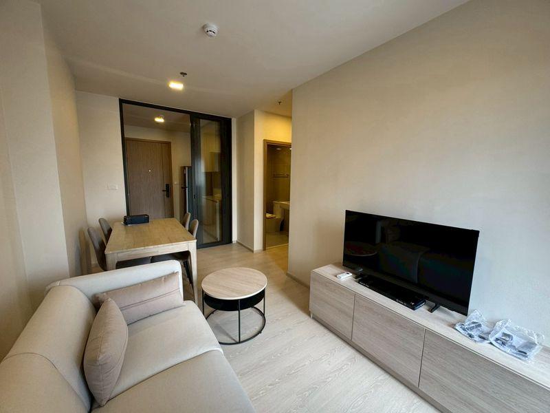 2-Bed Condo with Rooftop Pool at Flo by Sansiri 2