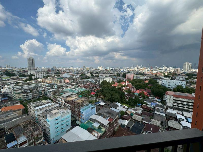 2-Bed Condo with Rooftop Pool at Flo by Sansiri 14