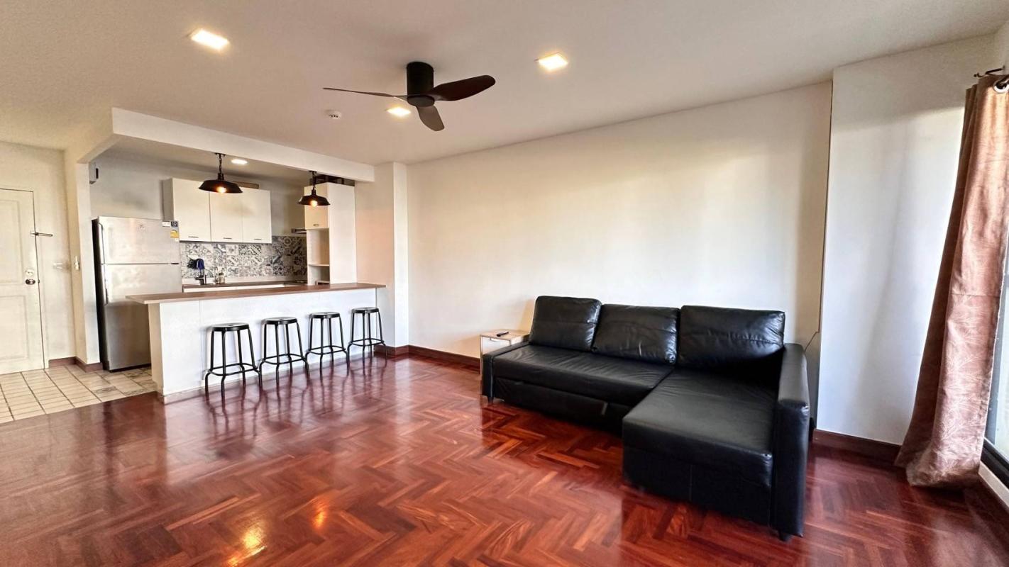 1-Bed Condo near the Park at Supreme Ville