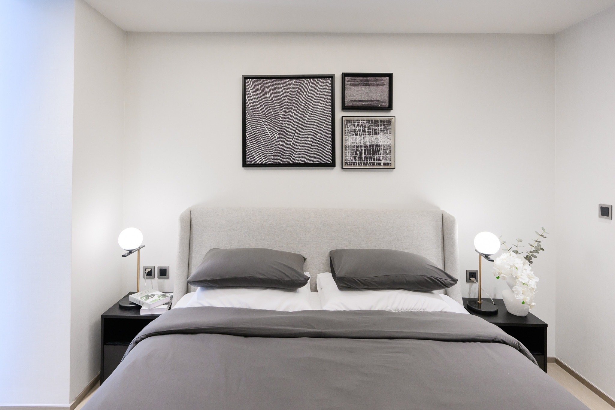2-Bed Condo near BTS/MRT at Tonson One Residence 18