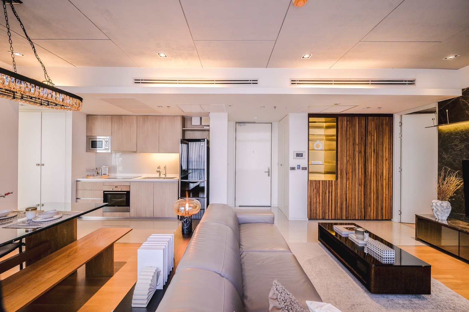 2-Bed Condo with Corner Layout at Circle Living Prototype 2