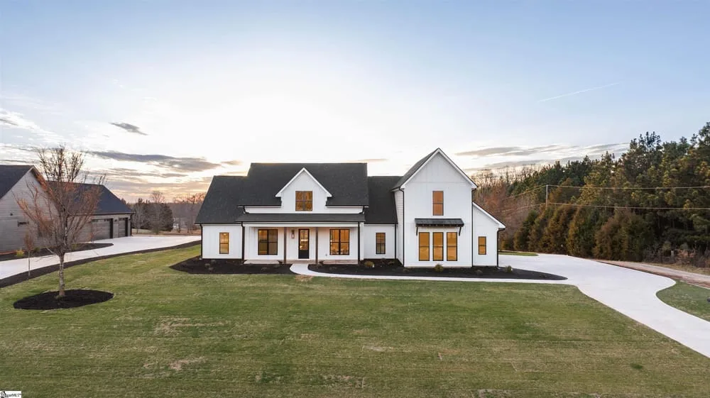 Sunset Acres: Newly Built Craftsman Farmhouse on 2 Acres in Fountain Inn