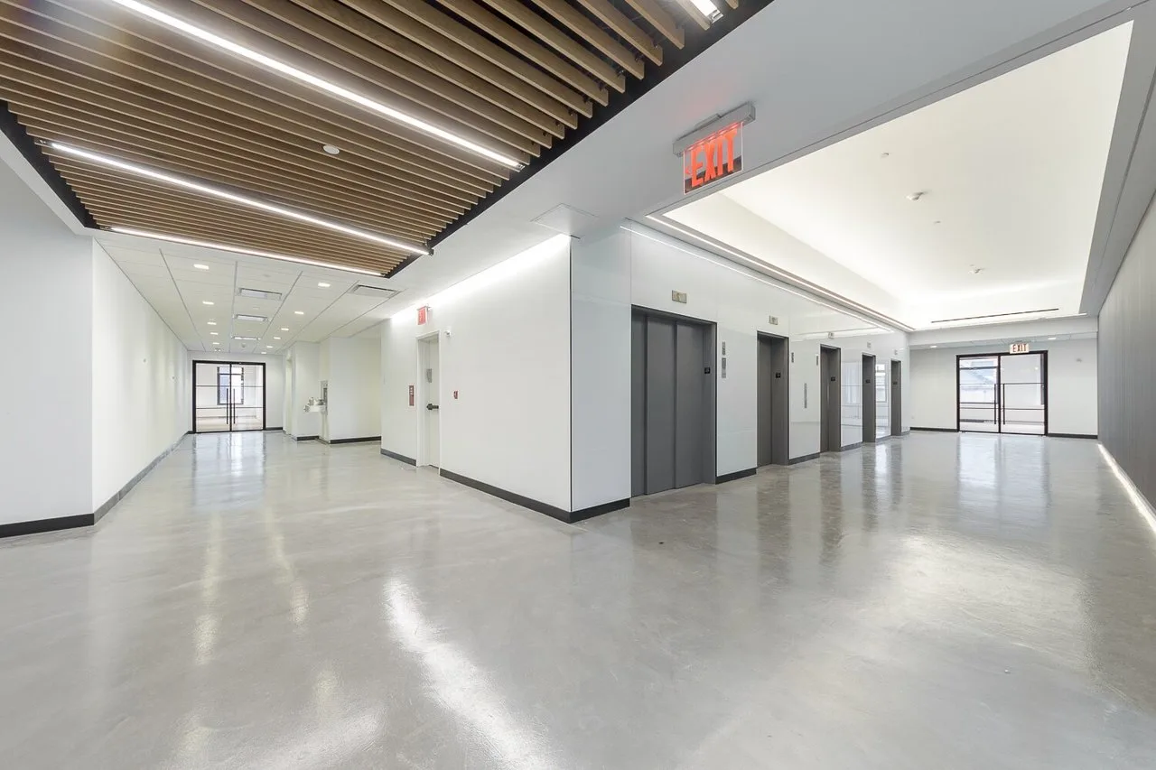 Duplex Penthouse Commercial Condo with Skyline and Harbor Views in Financial District 2