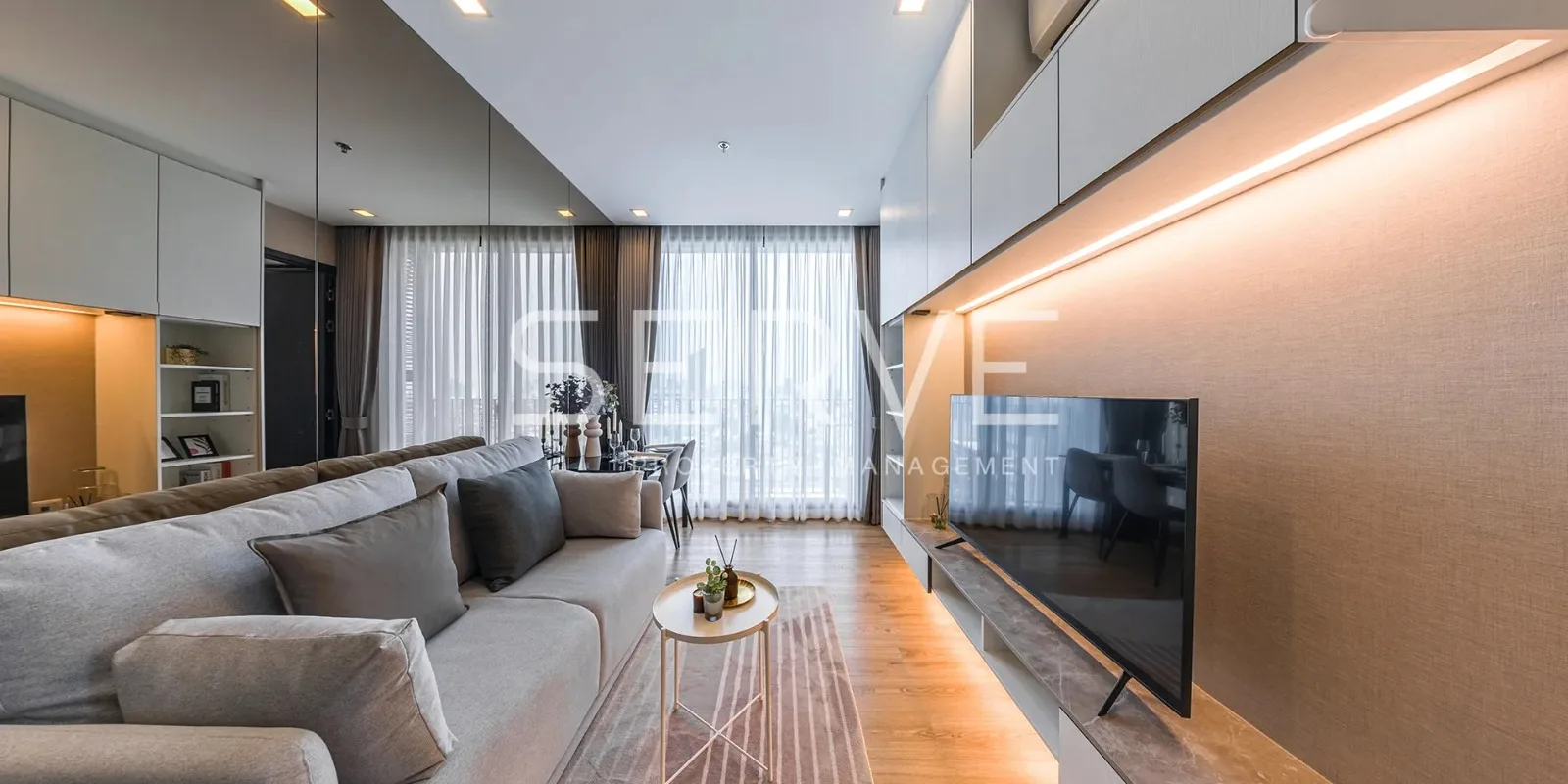 Noble Around Ari 15th floor - by SERVE agency