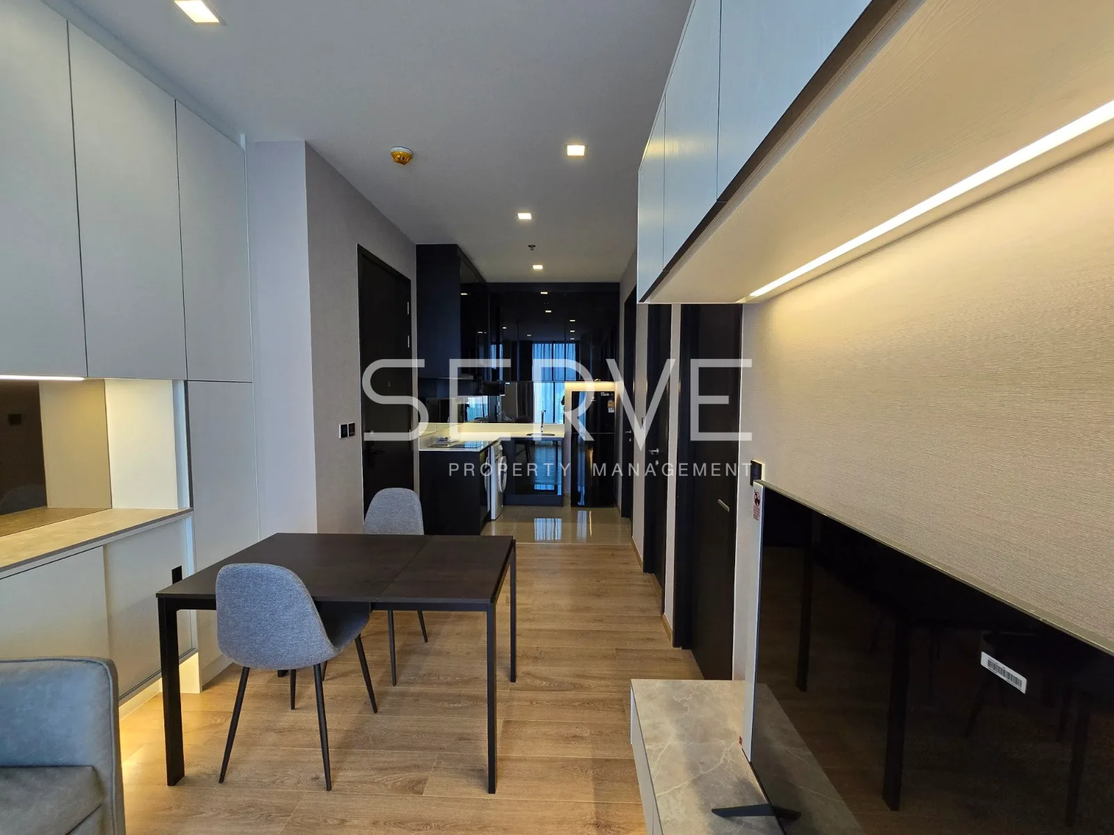 Noble Around Ari 13th floor - by SERVE agency 2