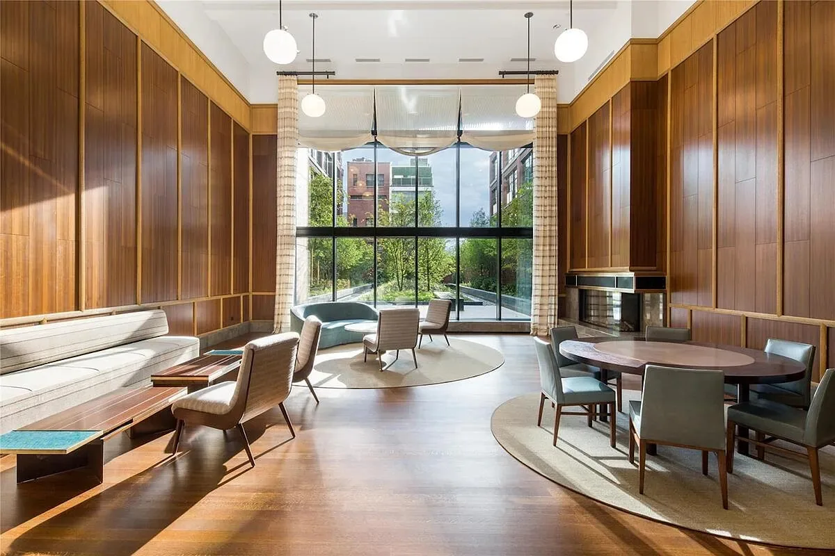 Triplex Townhome in West Village with River Views 2